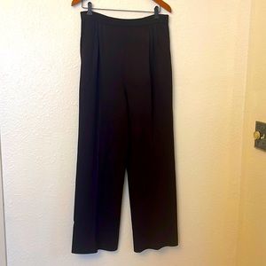 St. John collection by Marie Gray rich brown classic pants!